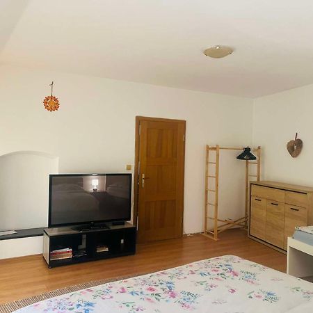 Apartman U Slunecnice Husinetz 外观 照片